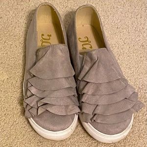 Women’s Casual Shoes